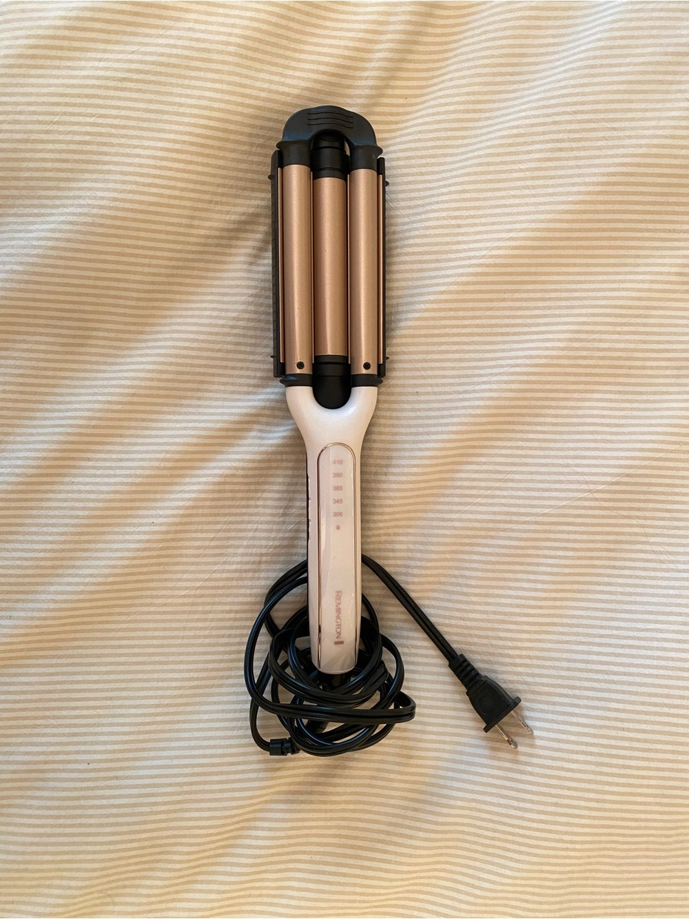 Remington Rose Gold and White Triple Barrel Waver